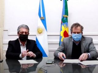 Conferencia de prensa del Intendente Javier Mart�nez y el Secretario de Gobierno Juan Manuel Rico Zini