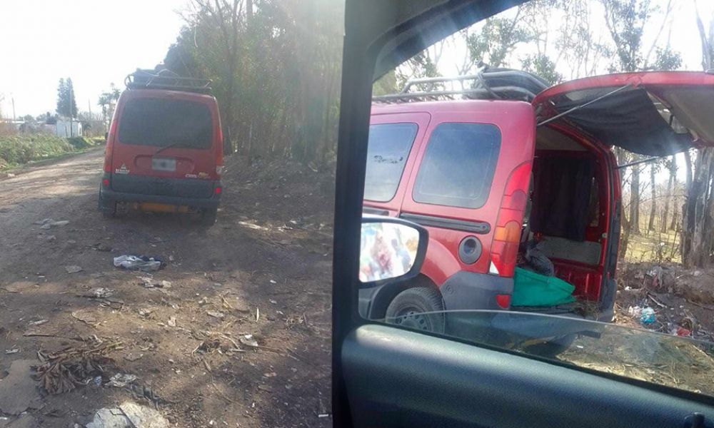 Lo agarraron tirando basura en la vía pública