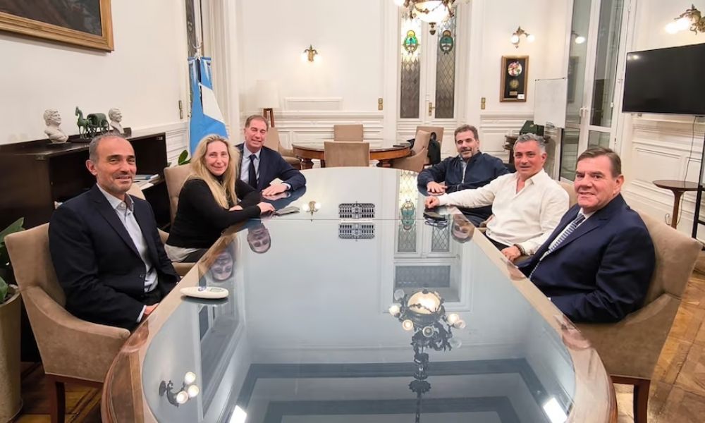 LLA y el PRO sellan alianza