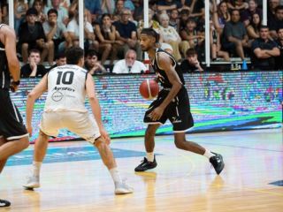 Pico FC se hizo fuerte en casa y baj� a Pergamino B�squet en un duelo intenso