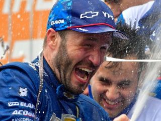 El arrecifeo Canapino se corona campen del Sper TC2000 por segunda vez