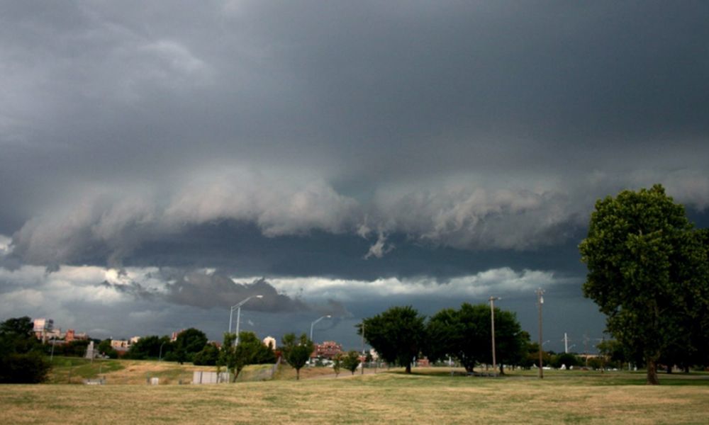 Emiten una alerta amarilla por tormentas