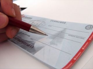 Se podrn depositar cheques a travs del celular