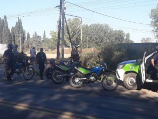 Pergamino: en una entradera roban dinero y armas a una familia