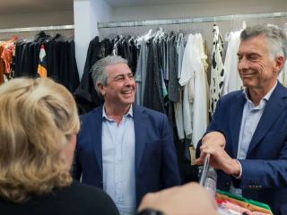 Javier Martínez gana protagonismo nacional con su estrategia de acuerdos sin condicionamientos