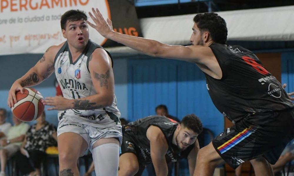 Deportivo Viedma impuso su autoridad