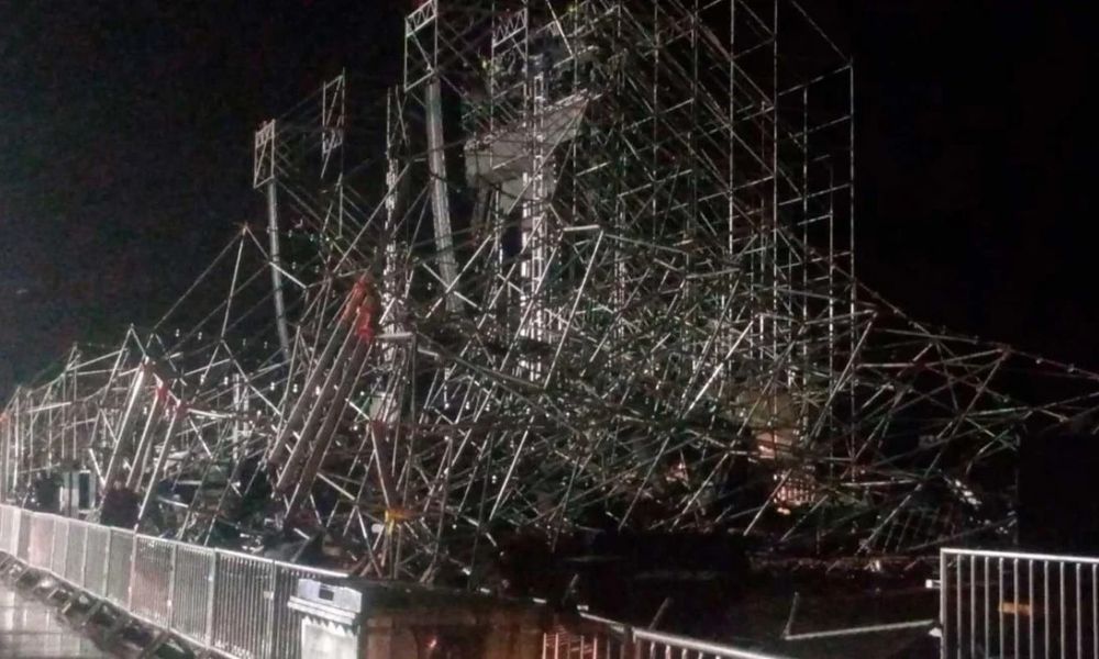 El viento derribó el escenario de la Fiesta de Disfraces