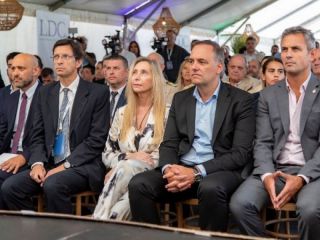 �Est�n atentos al domingo�: Adorni anticip� anuncios de Milei ante empresarios del agro