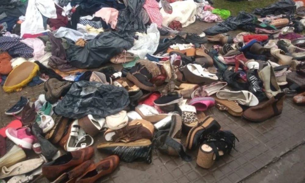 Donaciones halladas en un basural desatan indignación