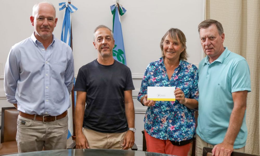 La Municipalidad entrega subsidio a Bomberos Voluntarios