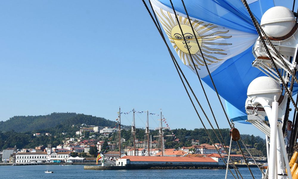 La Fragata Libertad llegó a Ferrol