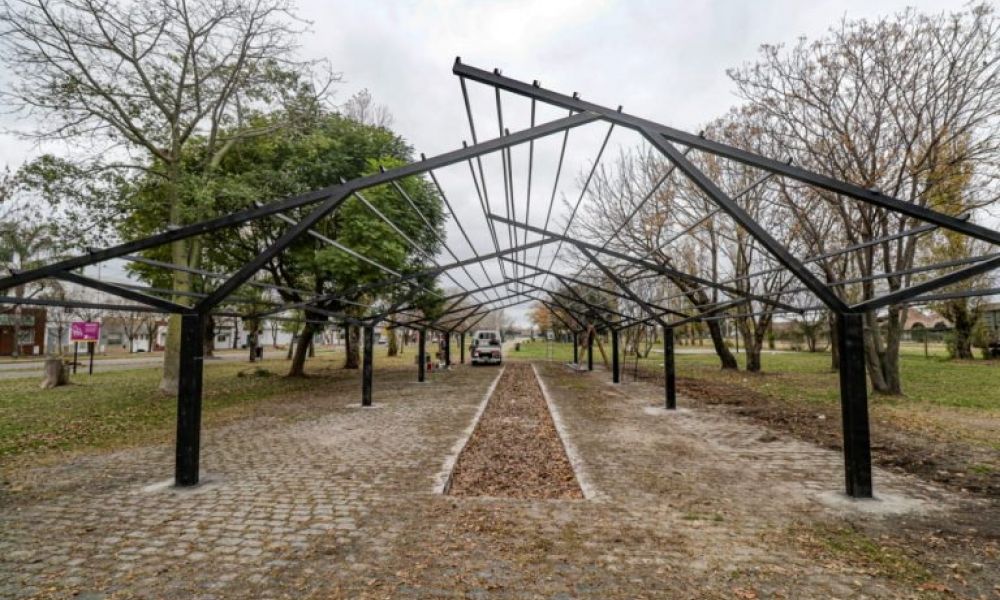 Estructura para la Feria en Parque España