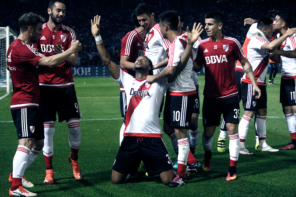 River ganó en su visita a Talleres de Córdoba