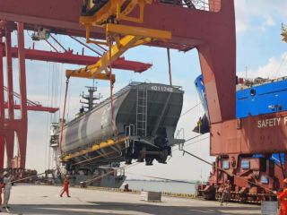 Llegan nuevos vagones graneros a Argentina: Alianza con el agro impulsa la modernizacin ferroviaria