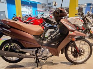 Boom de motos en Argentina: Patentamientos récord en abril pese a una leve baja mensual