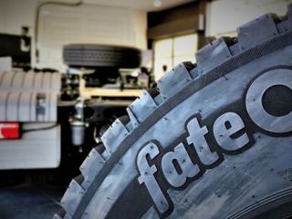 Fracasa la negociaci�n entre FATE y el gremio del neum�tico y sigue el conflicto