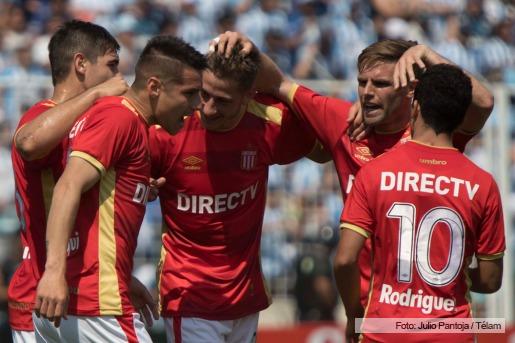 Estudiantes dió el batacazo ante Atlético en Tucumán