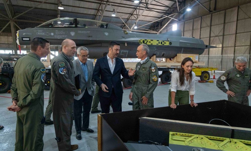 Petri destaca la llegada del F-16