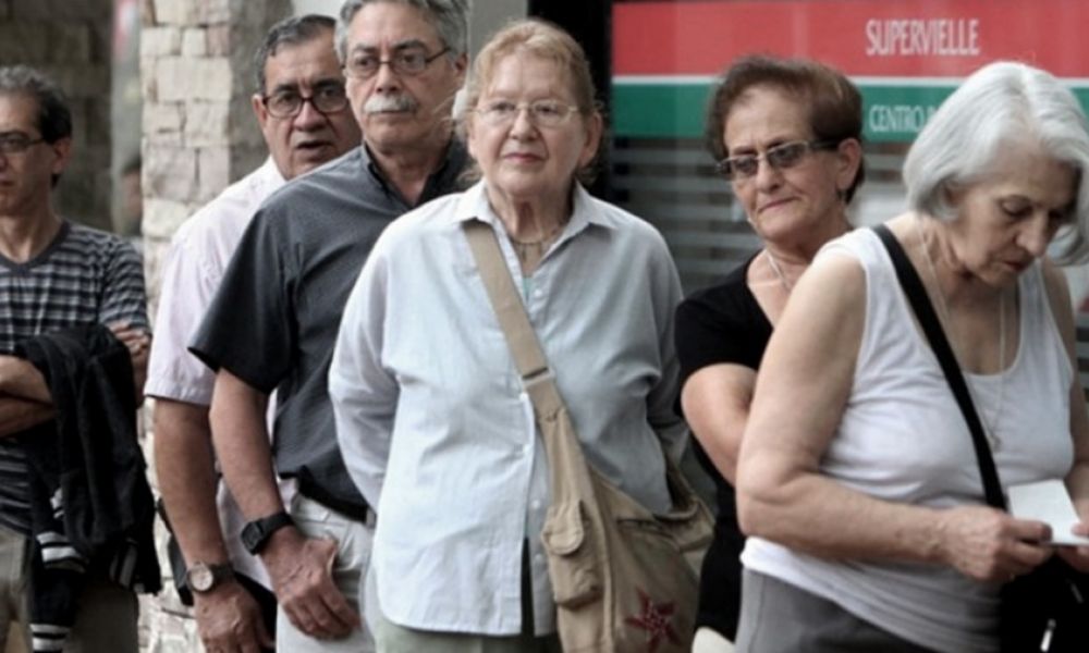 La jubilación mínima pasará de $37.525 a $50.353