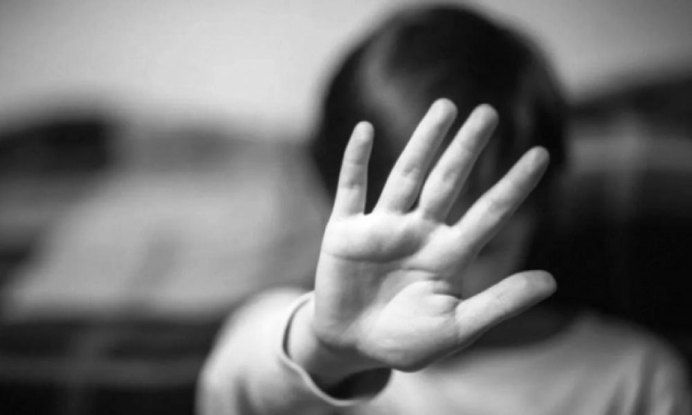 Conmoción y silencio por un doble abuso