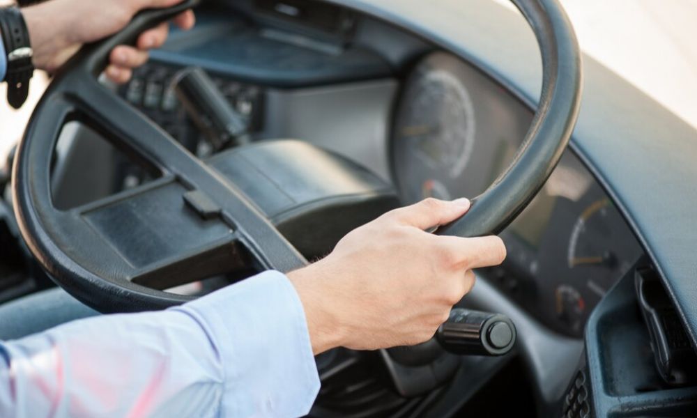 UTA y empresas de colectivos acuerdan piso salarial