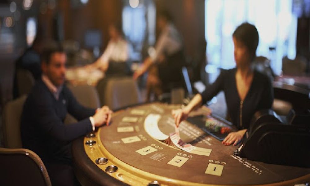 Famosos que juegan al blackjack