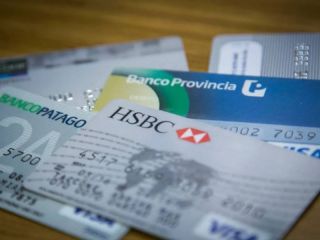 Uno de cada cuatro hogares argentinos se endeuda para llegar a fin de mes