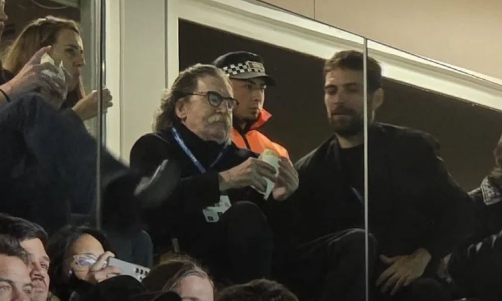 El emotivo encuentro entre Charly García y Lionel Messi