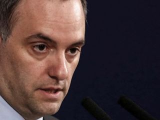 La Justicia le impuso una restricción para salir del país a Manuel Adorni