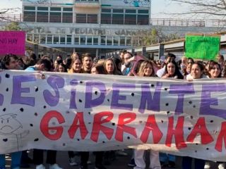 Tras amenazas de sanciones, residentes del Garrahan levantaron el paro: «Nos vimos obligados»