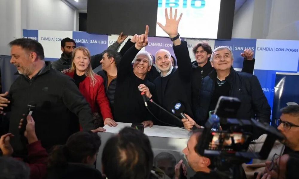 Festejo de Claudio Poggi