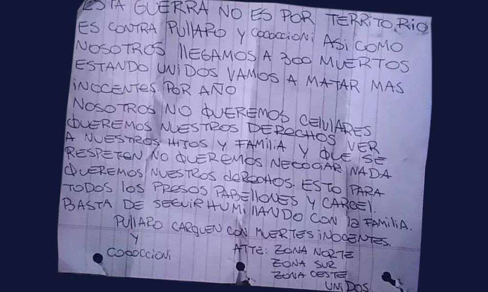 Asesinan a playero de estación de servicio y dejan mensaje Asesinan a playero de estación de servicio y dejan mensaje