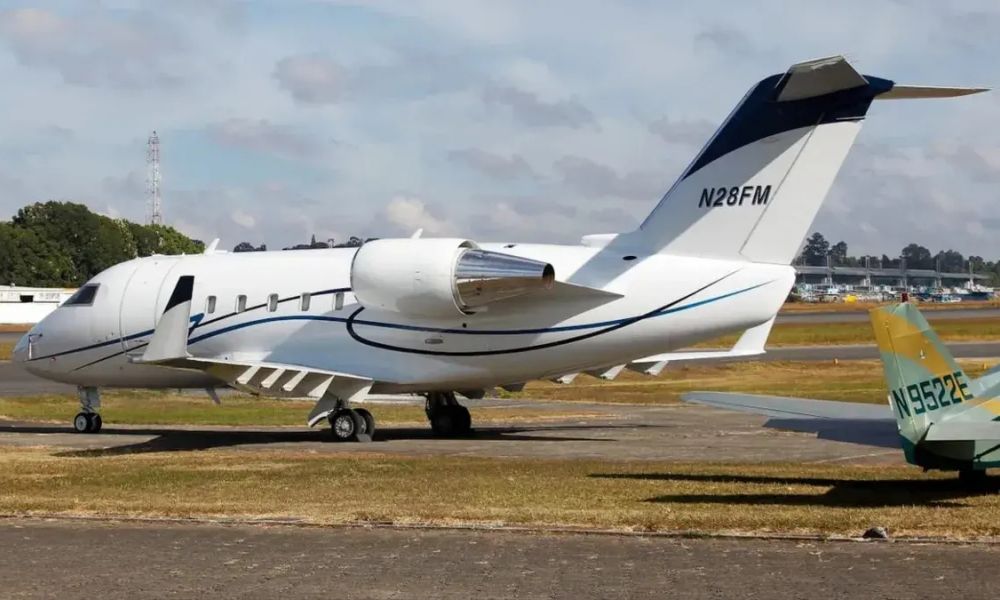 Los vuelos de Espert en aviones de Machado