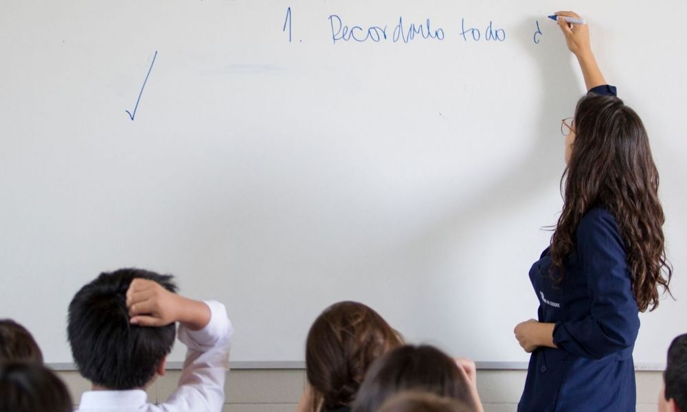 ¿Reabrirán las paritarias docentes en la provincia?