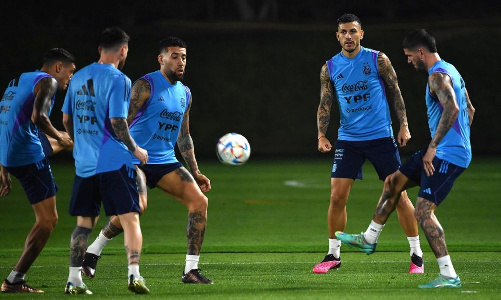 Argentina se entrenó sin Di María ni Papu Gómez