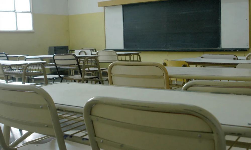 La FEB anunció un paro docente de 24 horas