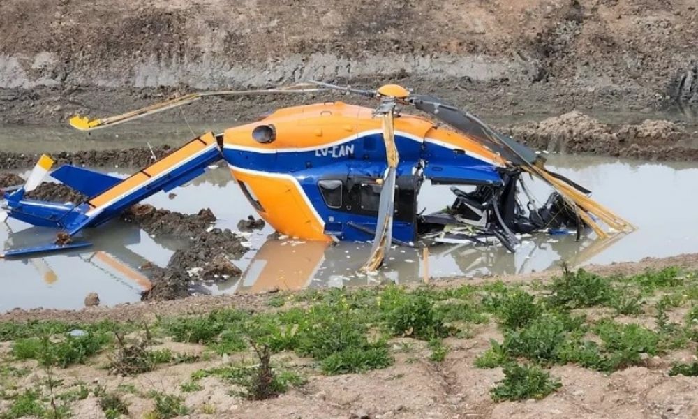 Cayó un helicóptero con cinco tripulantes