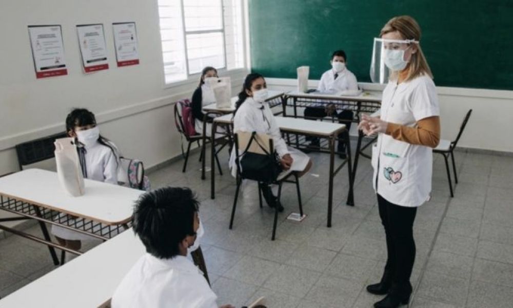 Este lunes habrá clases en las escuelas de la provincia