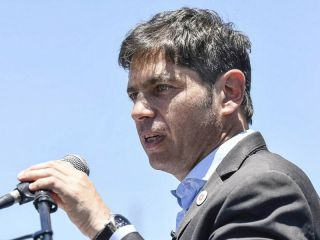 Kicillof cruzó el recorte a las zonas frías y advirtió: «La motosierra ahora pone en riesgo la vida de millones»