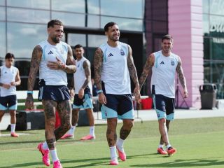 Argentina define su futuro en el Mundial: El probable equipo de Scaloni para enfrentar a Cabo Verde