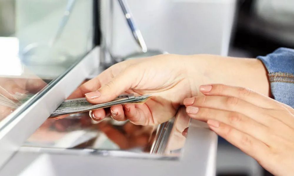 Bancarios con salarios récord