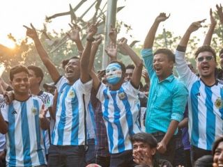 Más allá de Argentina: Bangladesh fue una fiesta por el triunfo de la Scaloneta