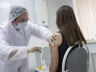 Avanza la vacunaci�n de docentes bonaerenses con patolog�as de riesgo