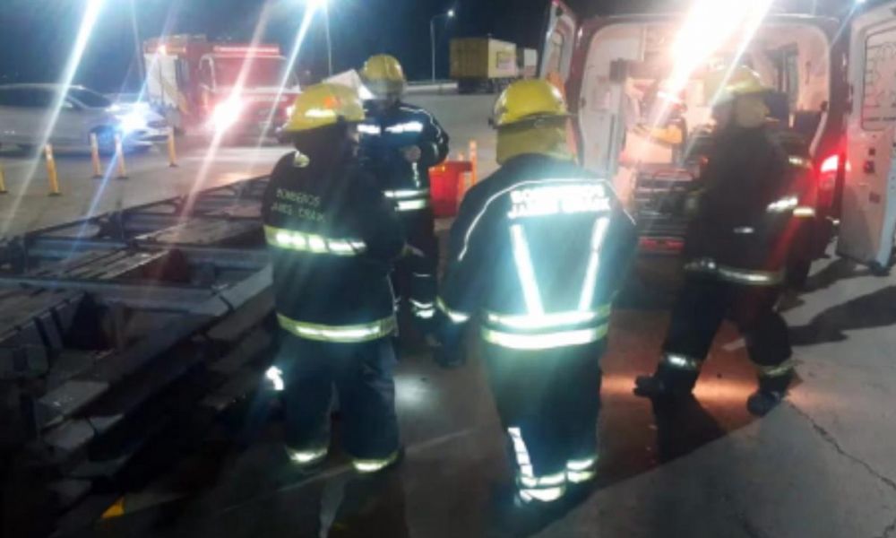 Conductor fugitivo mata a empleada de peaje