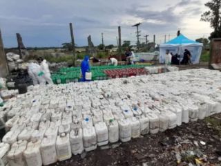 Mar del Plata: Secuestran envases de agroqumicos y sospechan que los usaban para productos de uso humano