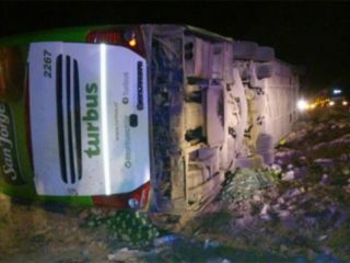Accidente en Mendoza: 15 muertos y 25 heridos