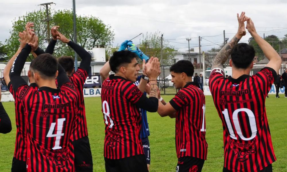 Douglas Haig empató en Lincoln