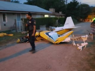 El video: Se estrella un avin que hacia acrobacias en Villa General Belgrano