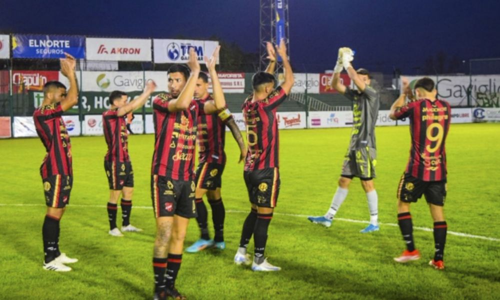 Douglas Haig cayó por la mínima y se complica en la tabla