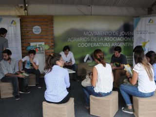 Zona Joven: Nuevas tecnologas en ExpoAgro
